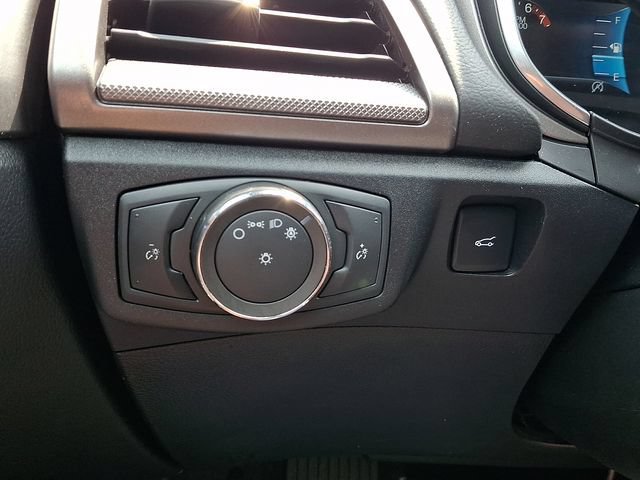 Certified 2020 Ford Fusion SE FWD image 26