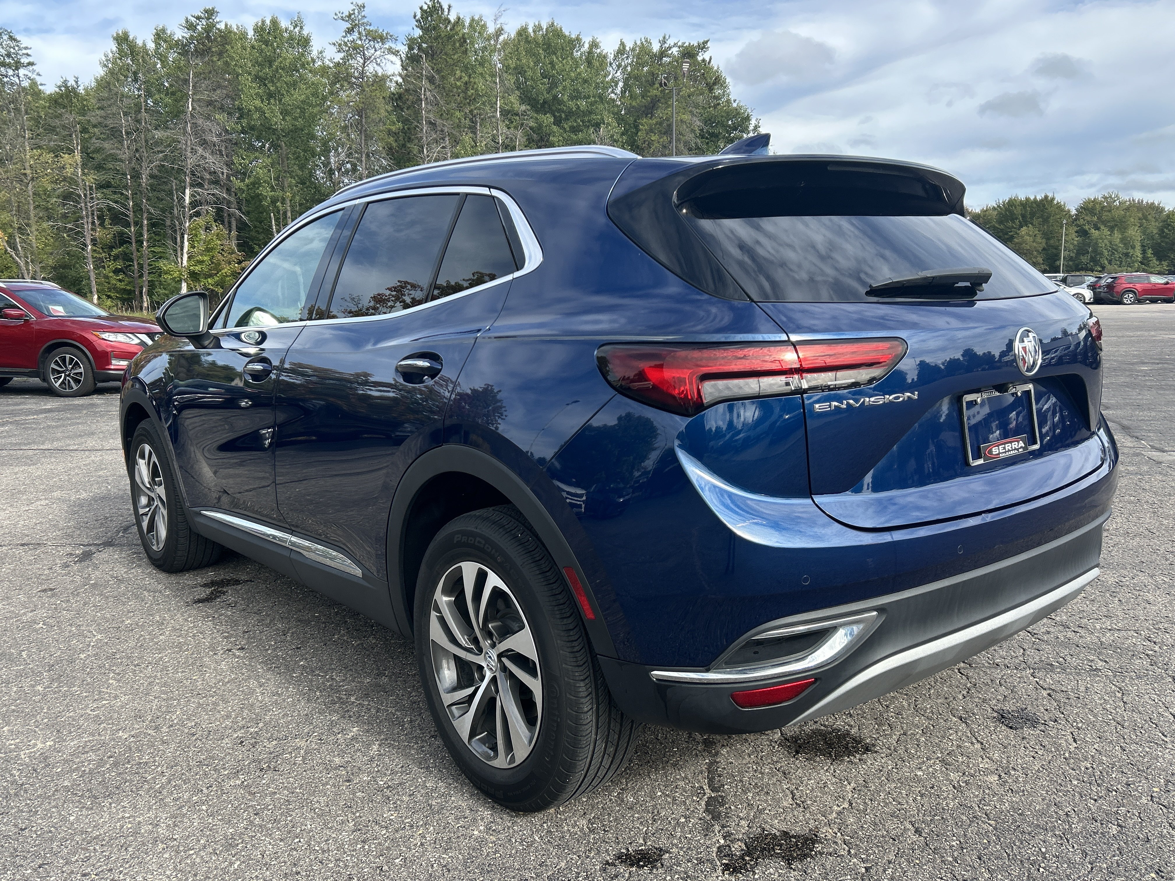 Used 2023 Buick Envision Essence FWD image 5