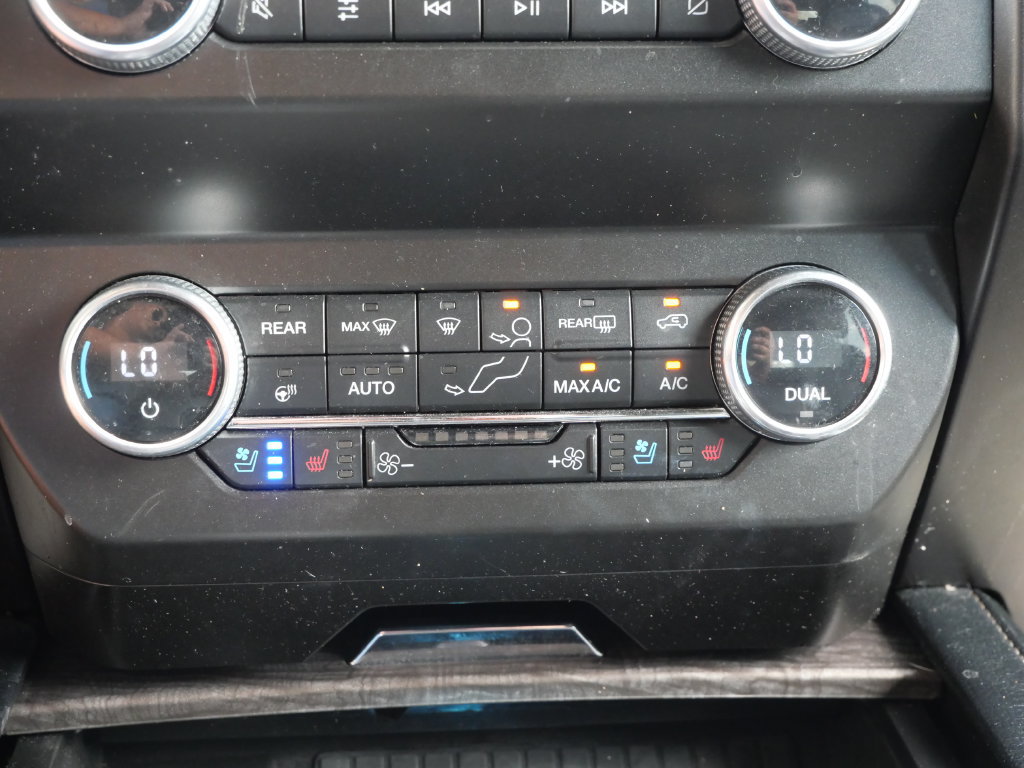 Certified 2021 Ford Expedition Limited AWD/4WD image 32