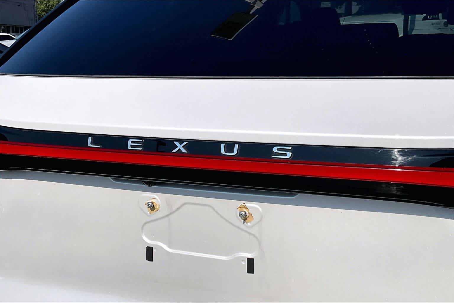 Used 2023 Lexus RX 350 FWD w/ Cold Area Package image 10