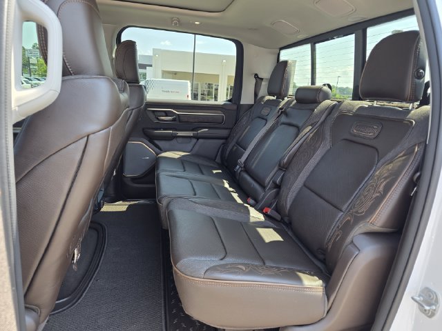 Used 2025 RAM 1500 Limited AWD/4WD image 21