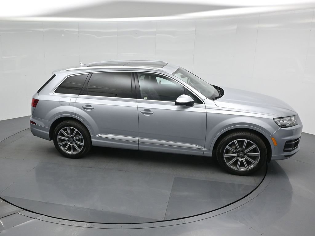 Used 2017 Audi Q7 3.0T Premium Plus w/ Premium Plus Package AWD/4WD image 54