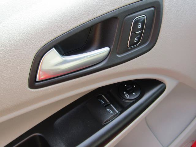 Certified 2023 Ford Transit Connect XLT FWD image 18