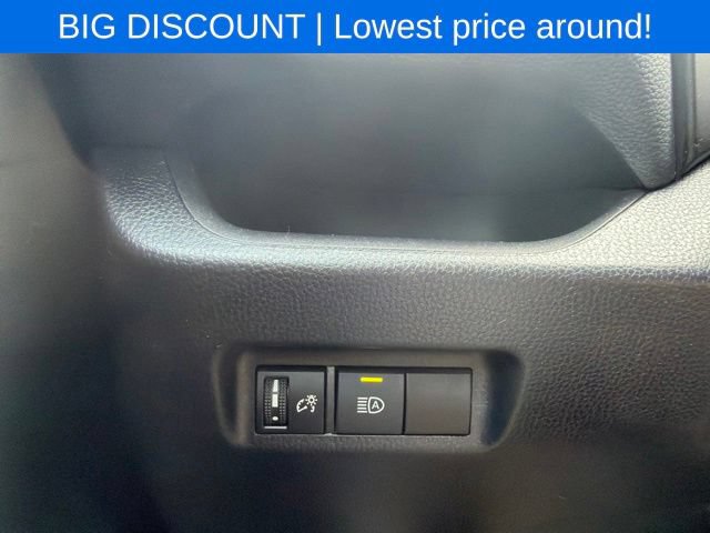 Used 2019 Toyota RAV4 XLE w/ Carpet Mat Package AWD/4WD image 26