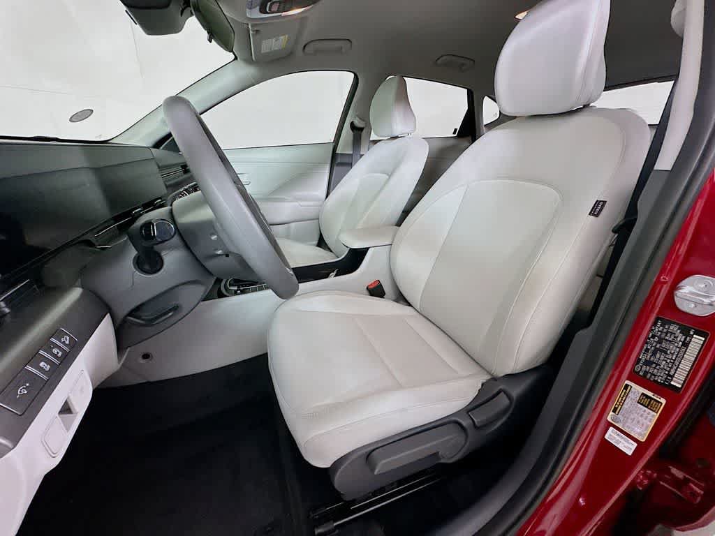Used 2025 Hyundai Kona SE AWD/4WD image 12