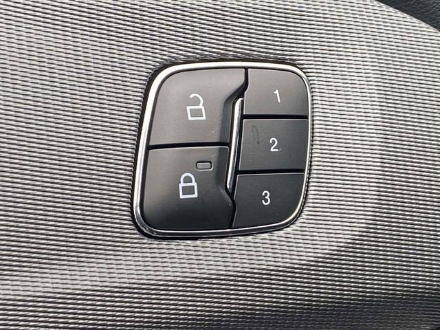 Certified 2025 Ford Explorer ST image 22