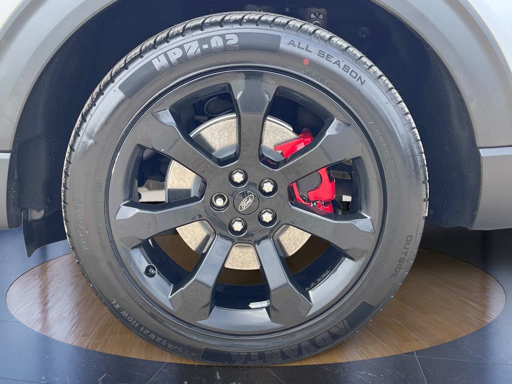 Certified 2021 Ford Explorer ST w/ Equipment Group 401A AWD/4WD image 30