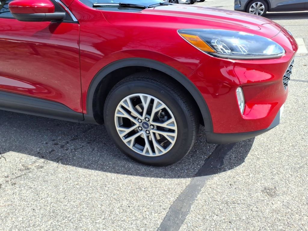 Certified 2022 Ford Escape SEL AWD/4WD image 5