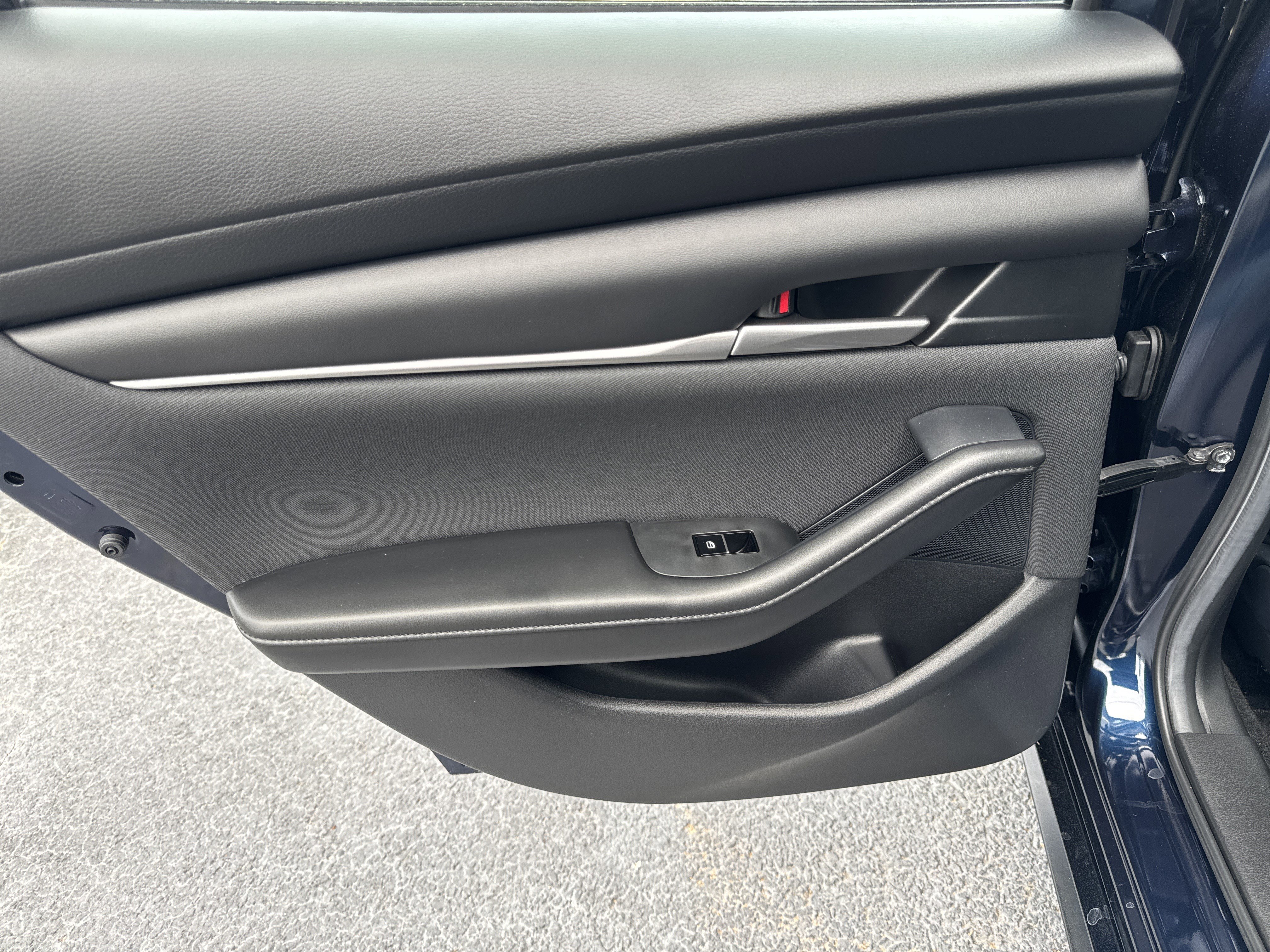 Used 2024 MAZDA MAZDA3 s FWD image 22