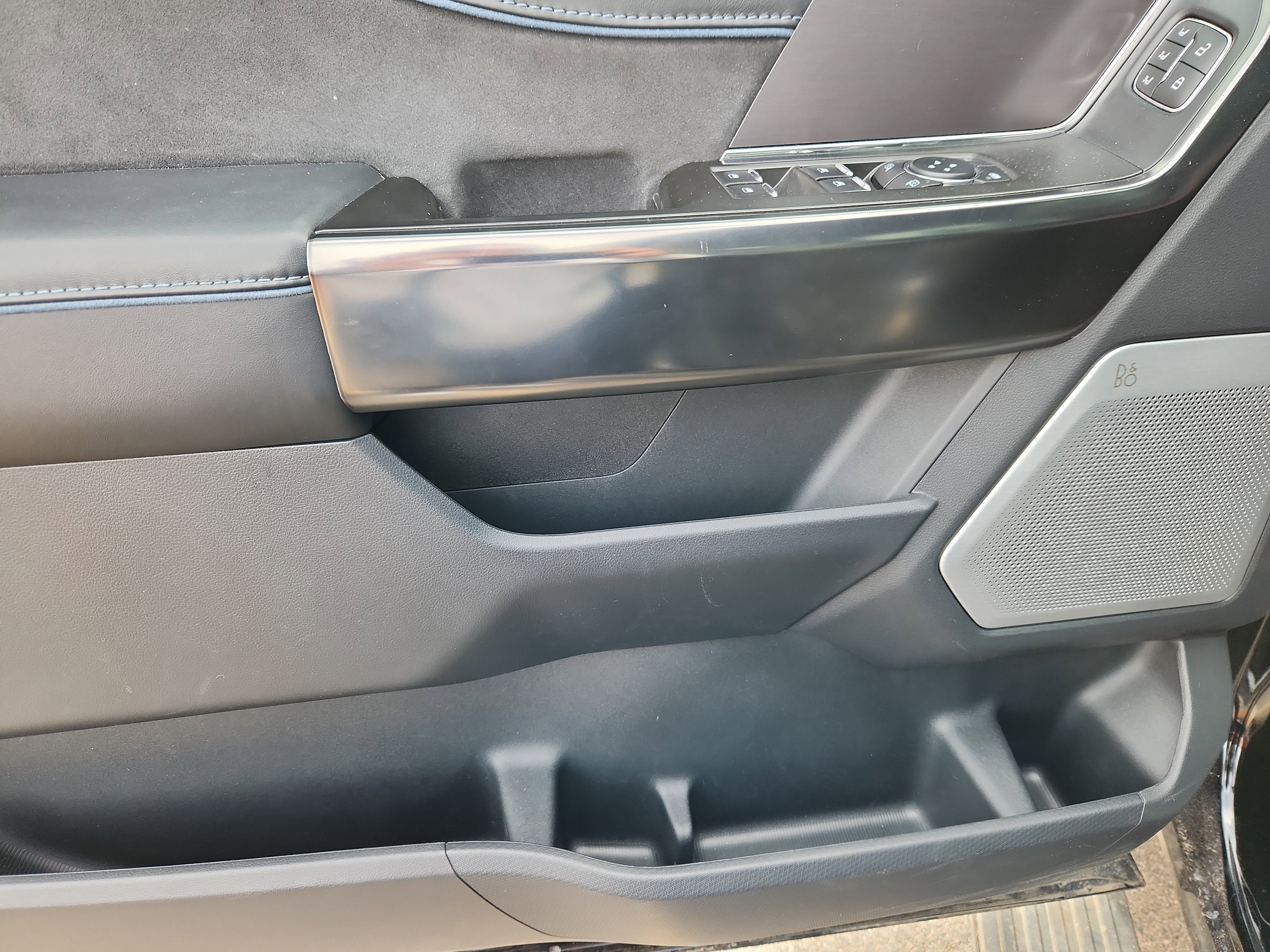 Certified 2024 Ford F150 Platinum w/ Equipment Group 702A High image 8