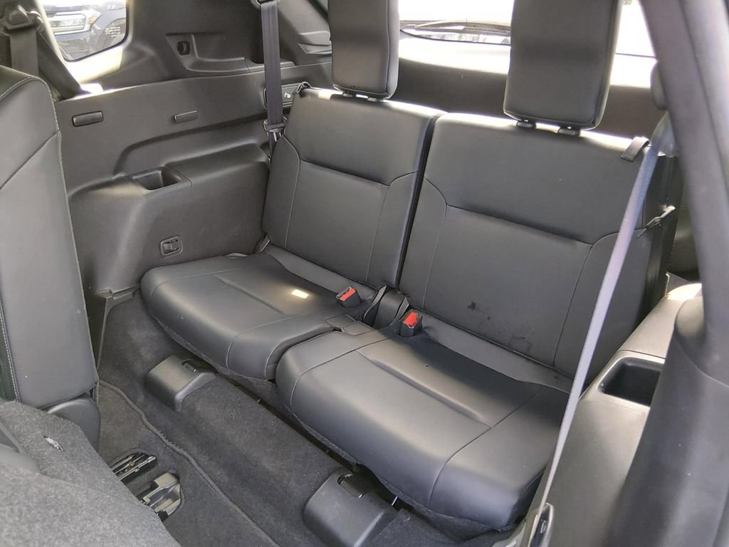 Used 2023 Mitsubishi Outlander SEL FWD image 15