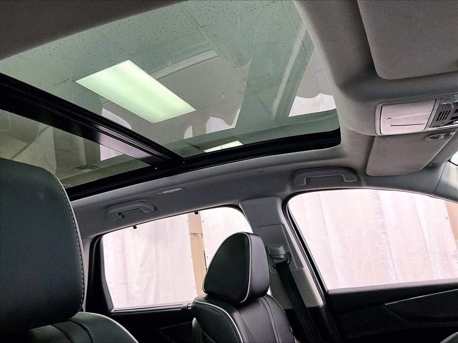 Used 2022 Acura MDX SH-AWD w/ Advance Package image 21