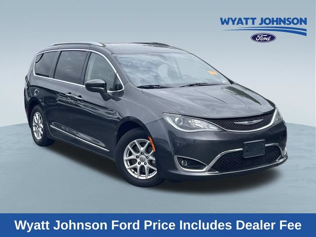 Used 2020 Chrysler Pacifica Touring-L FWD image 1