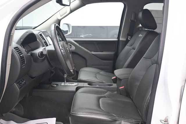 Used 2020 Nissan Frontier PRO-4X w/ Pro-4x Utility Package AWD/4WD image 6