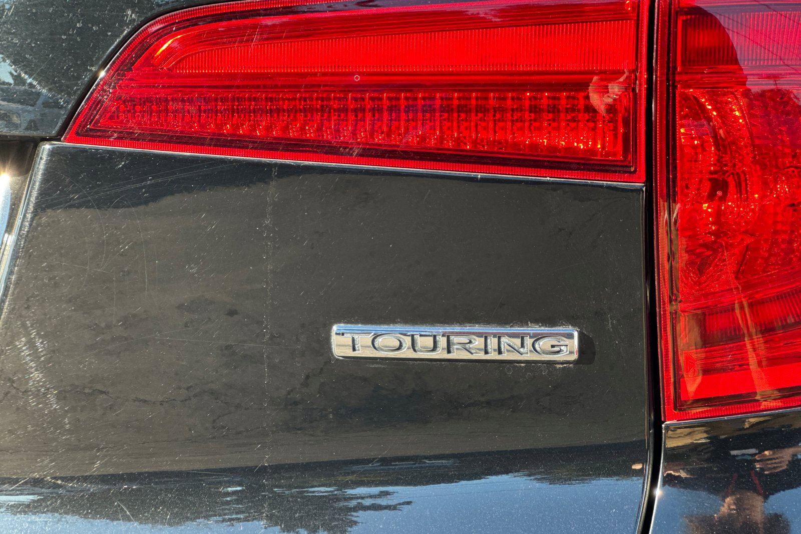 Used 2018 Honda Pilot Touring image 37