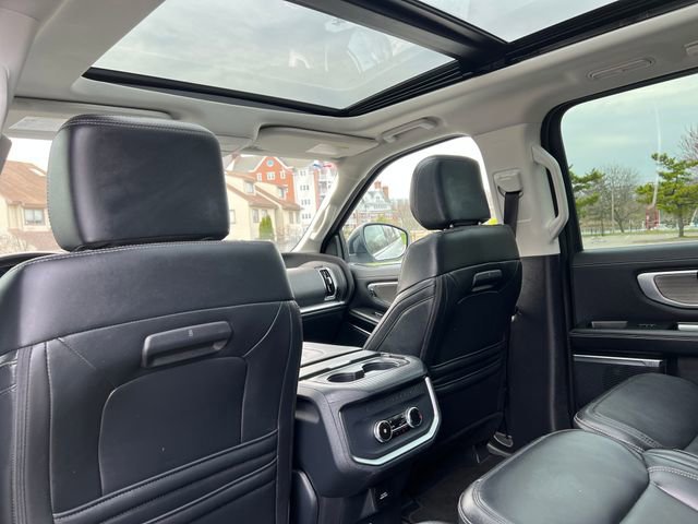 Certified 2025 Ford Expedition Max Platinum AWD/4WD image 34