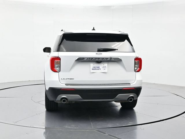 Certified 2022 Ford Explorer Limited w/ Equipment Group 301A RWD image 8