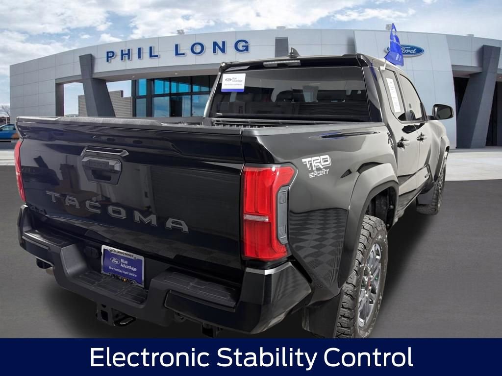 Used 2024 Toyota Tacoma TRD Sport AWD/4WD image 5