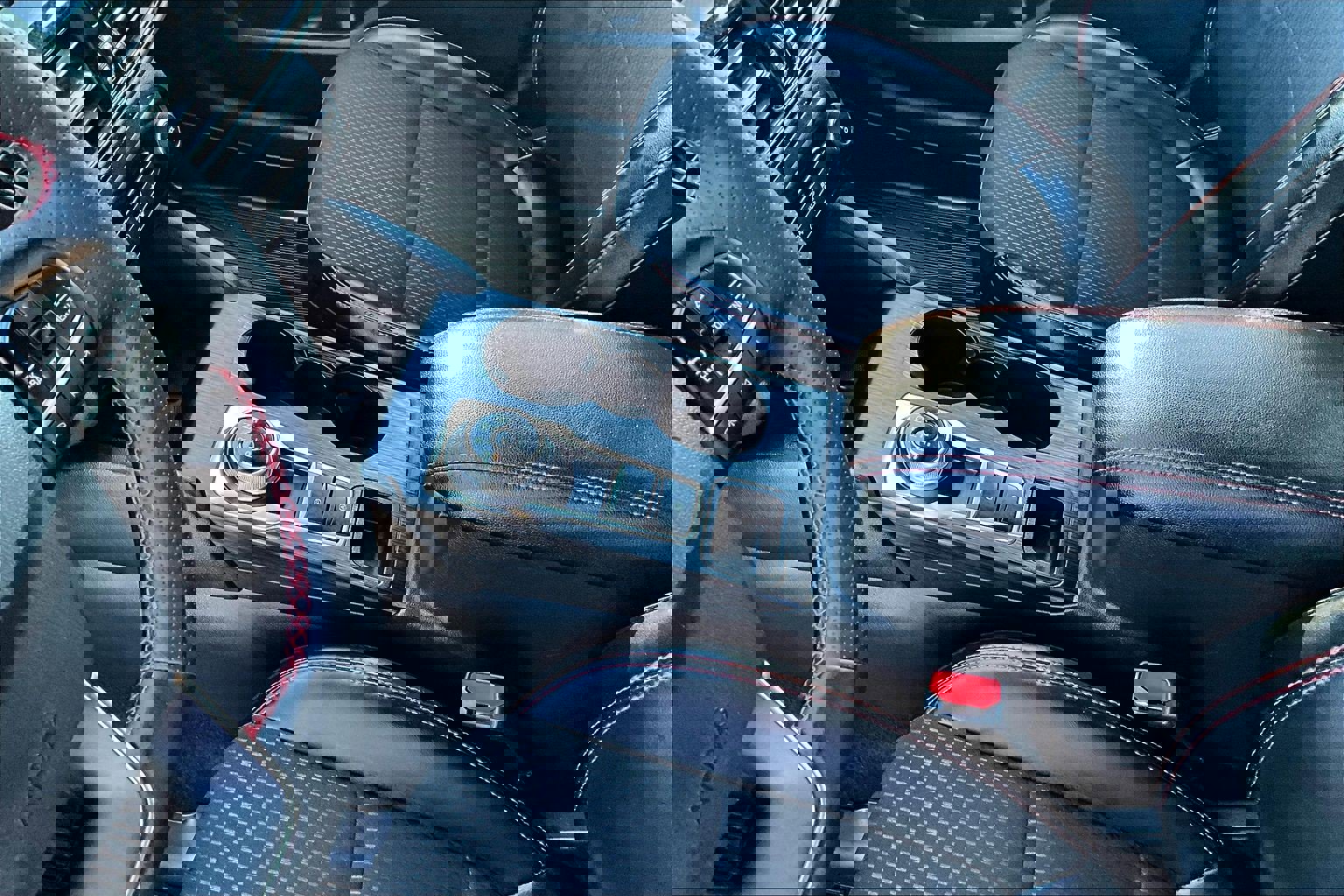 Certified 2025 Ford Escape ST-Line Elite image 15