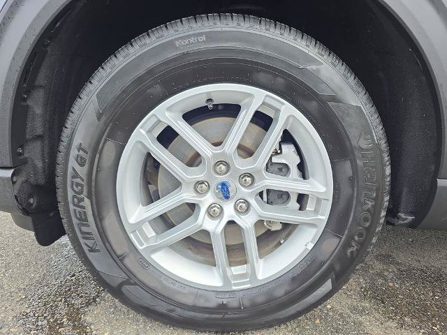Certified 2025 Ford Explorer Active AWD/4WD image 13