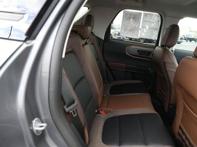 Certified 2025 Ford Bronco Sport Outer Banks w/ Outer Banks Tech Package+ AWD/4WD image 30