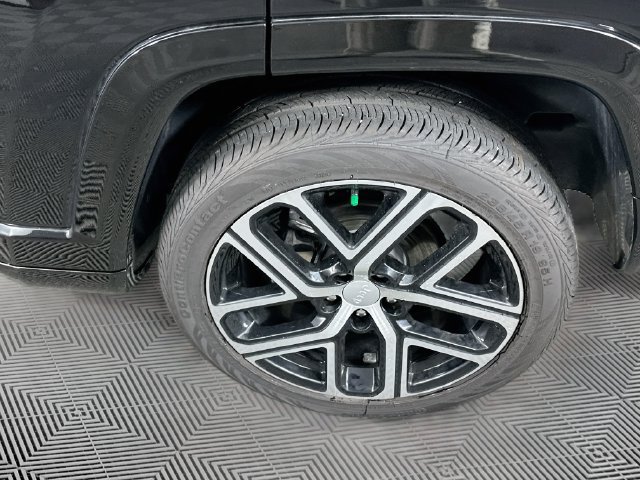 Used 2024 Jeep Compass Limited w/ Elite Group AWD/4WD image 34