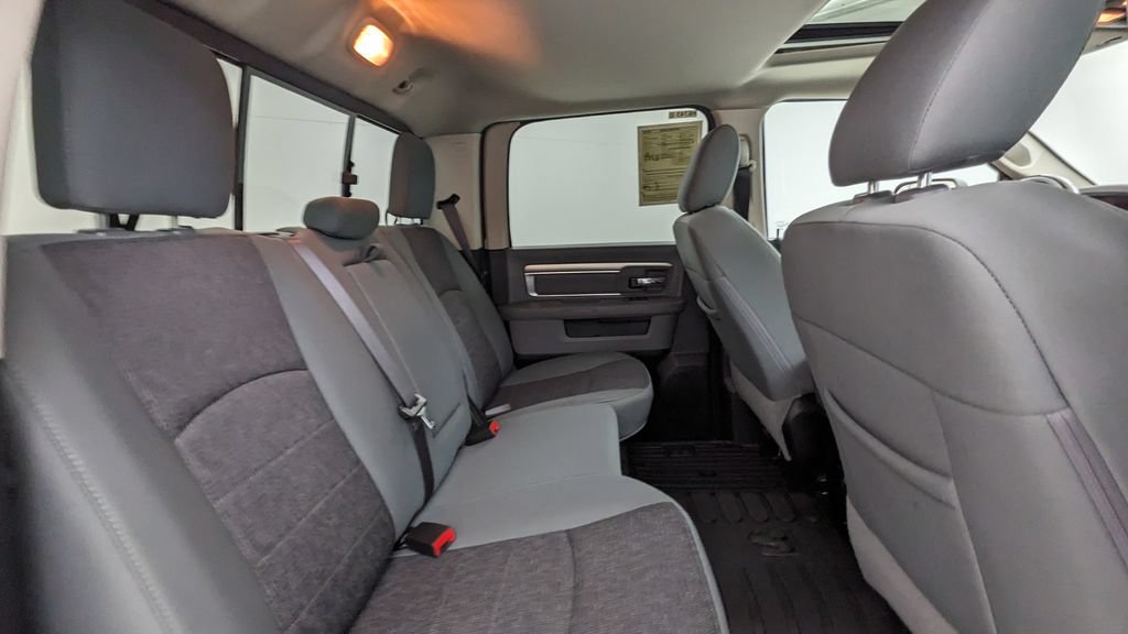Used 2019 RAM 1500 Warlock AWD/4WD image 36