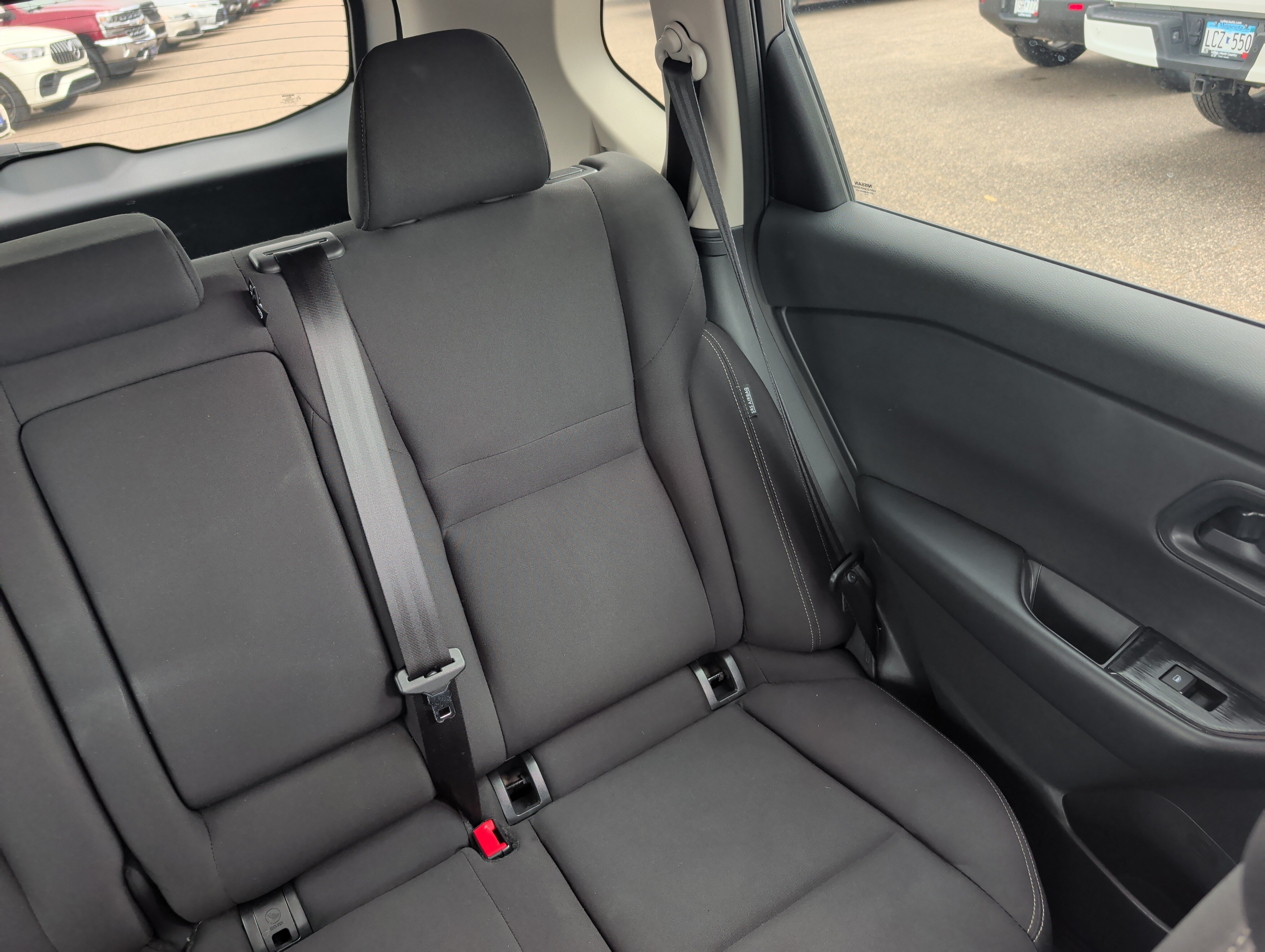 Used 2024 Nissan Rogue S AWD/4WD image 14