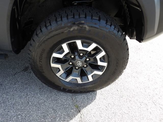 Used 2023 Toyota Tacoma TRD Off-Road w/ Technology Package image 16