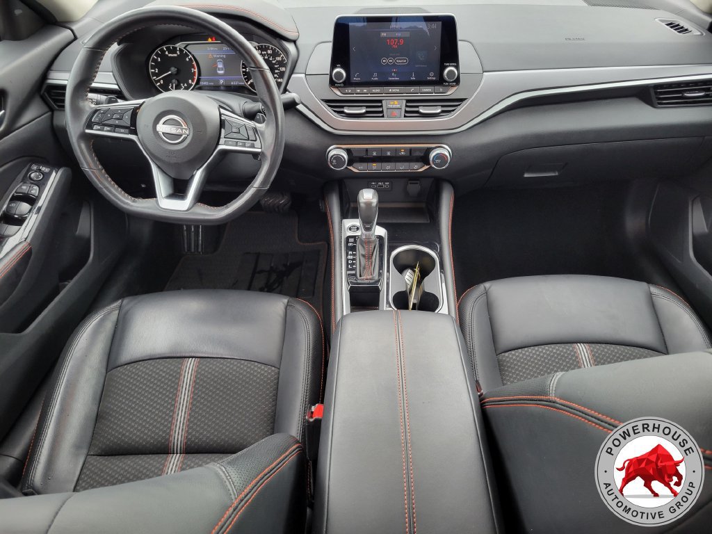 Used 2024 Nissan Altima 2.5 SR FWD image 17