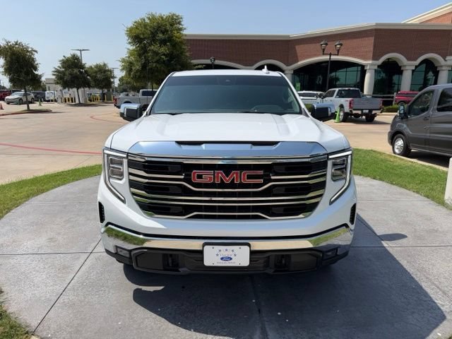 Used 2025 GMC Sierra 1500 SLT AWD/4WD image 2