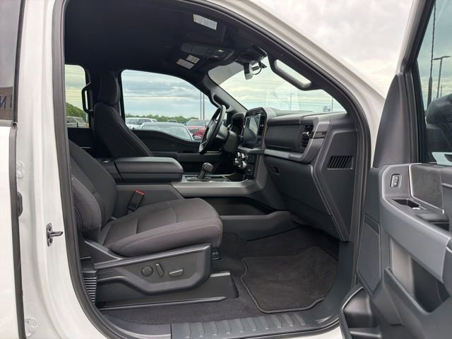 Certified 2025 Ford F150 XLT w/ Equipment Group 302A MID AWD/4WD image 19