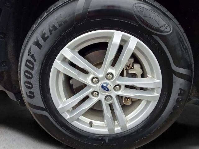 Certified 2024 Ford Explorer XLT w/ Equipment Group 202A AWD/4WD image 32