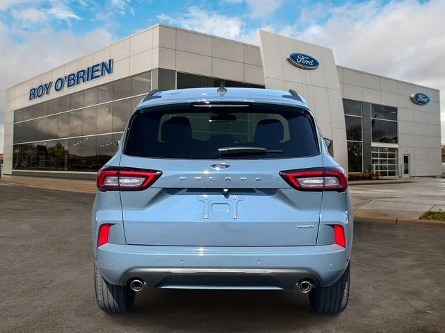 Certified 2023 Ford Escape ST-Line Elite AWD/4WD image 4
