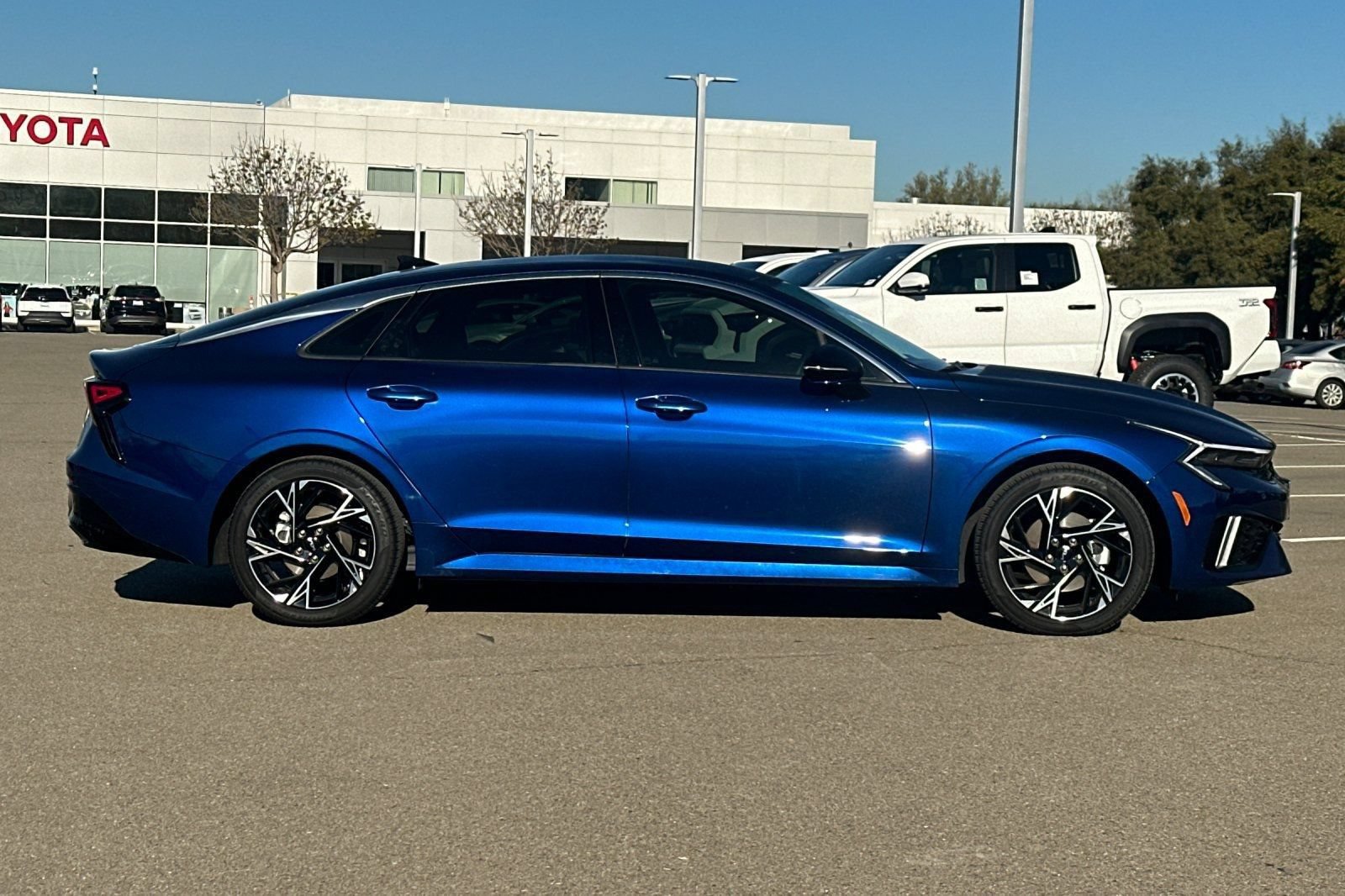 Used 2025 Kia K5 GT-Line AWD/4WD image 57