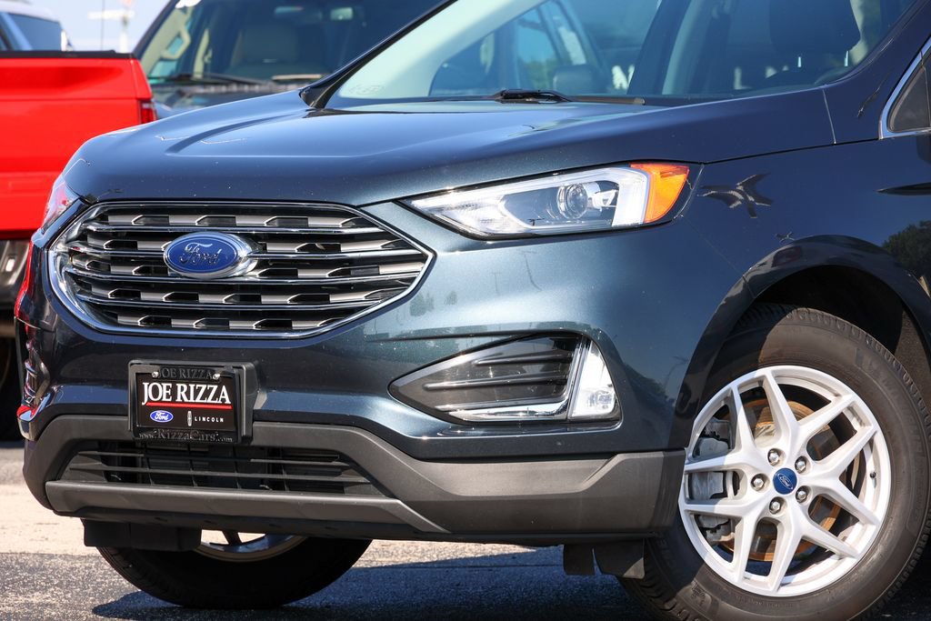 Certified 2022 Ford Edge SEL w/ Convenience Package AWD/4WD image 3