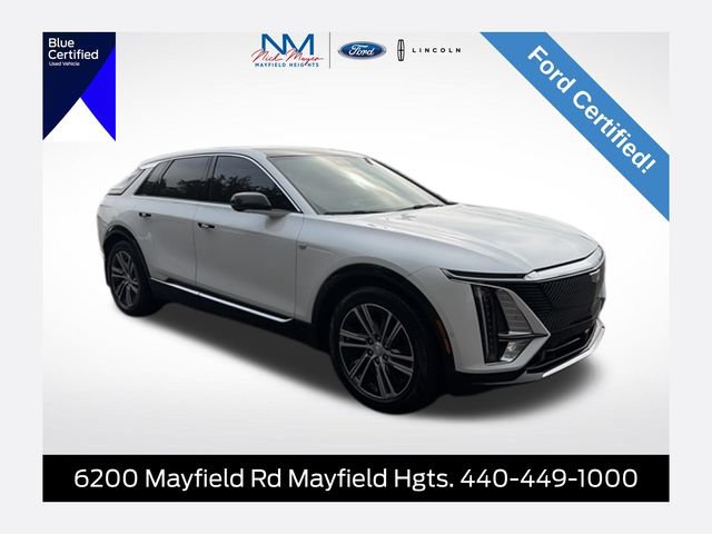 Used 2024 Cadillac Lyriq Luxury w/ LPO, Floor Liner Package AWD/4WD image 1