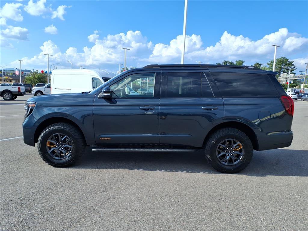 Certified 2025 Ford Expedition Tremor AWD/4WD image 2