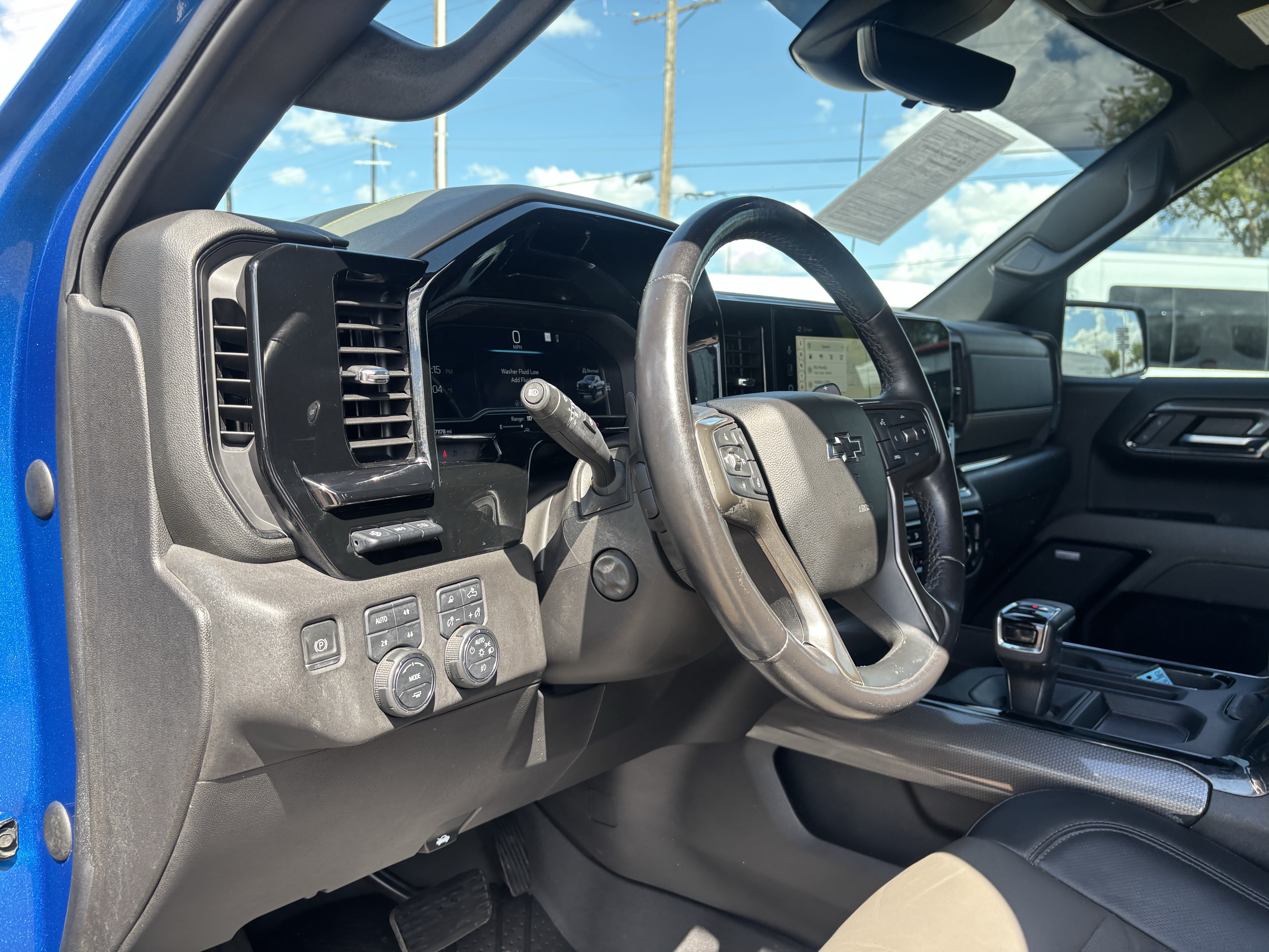 Used 2023 Chevrolet Silverado 1500 ZR2 w/ Technology Package AWD/4WD image 12