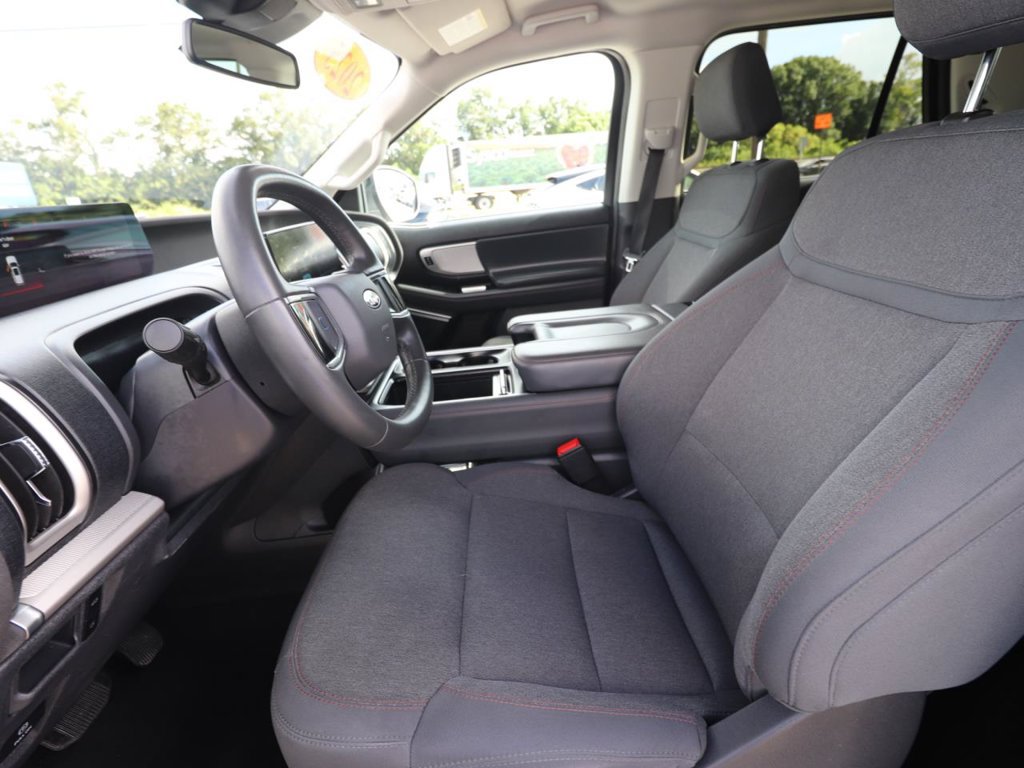 Certified 2025 Ford Expedition Active RWD image 2
