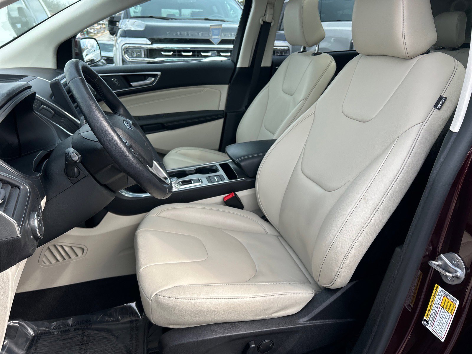 Certified 2022 Ford Edge Titanium image 10