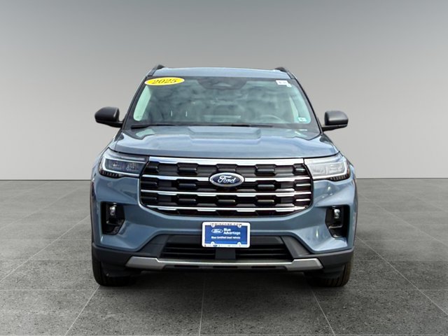 Certified 2025 Ford Explorer Active w/ Active Comfort Package AWD/4WD image 9