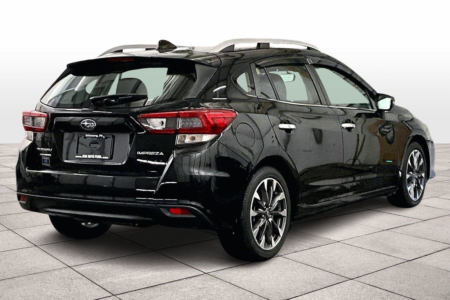 Used 2022 Subaru Impreza 2.0i Limited image 3