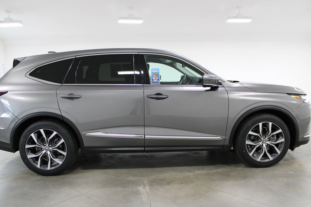 Used 2023 Acura MDX SH-AWD w/ Technology Package image 6