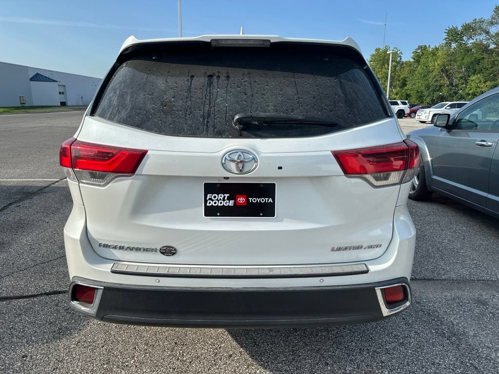 Used 2019 Toyota Highlander Limited AWD/4WD image 5