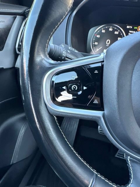 Used 2021 Volvo XC90 T8 R-Design AWD/4WD image 25