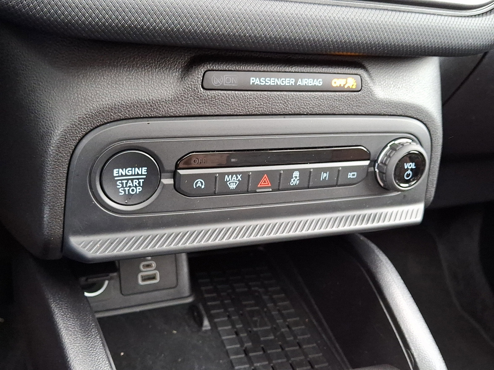 Certified 2025 Ford Bronco Sport Outer Banks w/ Outer Banks Tech Package+ image 19