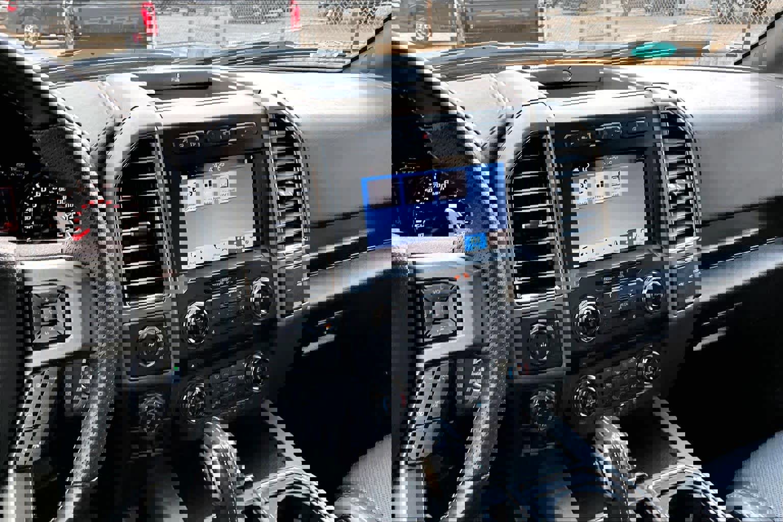 Certified 2018 Ford F150 Raptor w/ Equipment Group 802A Luxury image 11