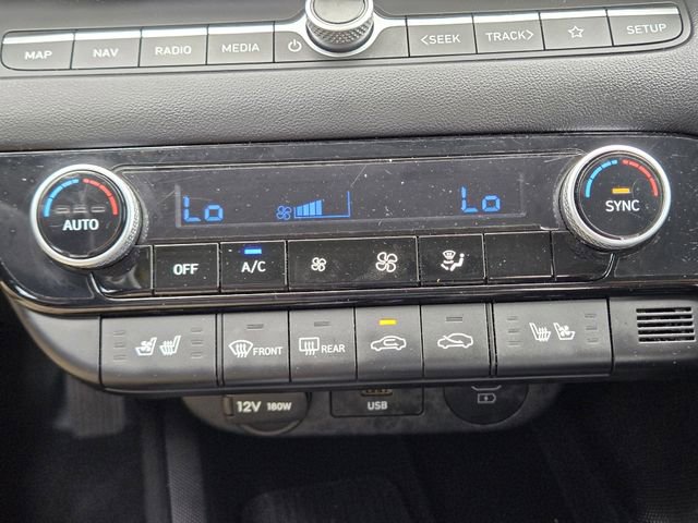 Used 2025 Hyundai Elantra Limited FWD image 18