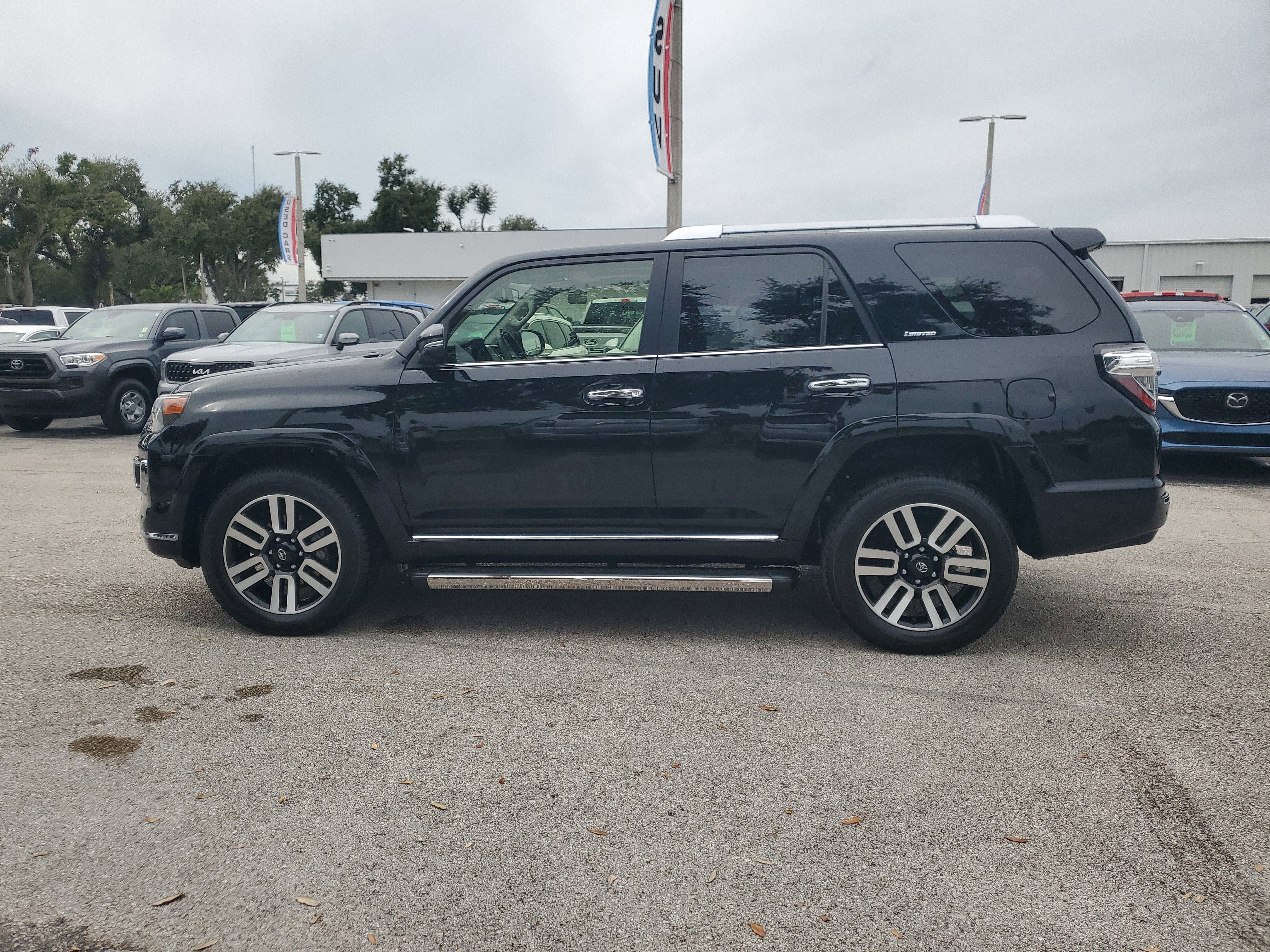 Used 2023 Toyota 4Runner Limited image 4